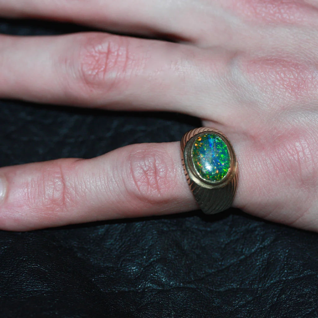 9ct Gold Vintage Opal Ring